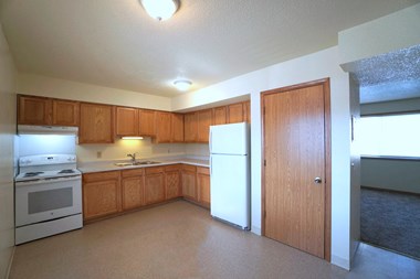 876 Birmingham St 2-4 Beds Apartment for Rent Photo Gallery 1